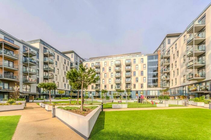 2 Bedroom Flat To Rent In Mercury House, Canning Town, London, E16