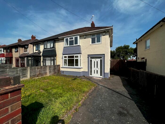 3 Bedroom Semi-Detached House To Rent In Penn Road, Penn, Wolverhampton, WV4