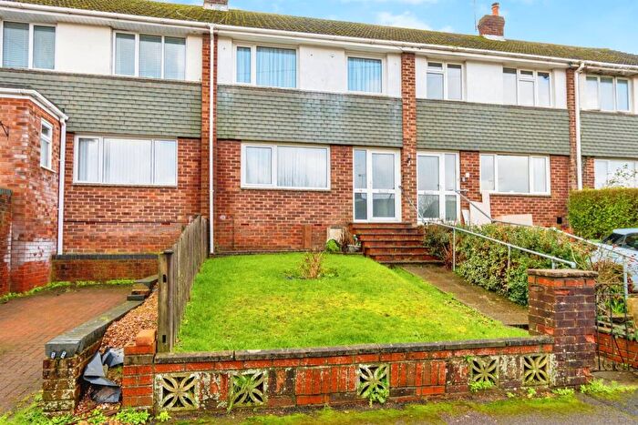 3 Bedroom Terraced House For Sale In Crowther Close, Southampton, SO19