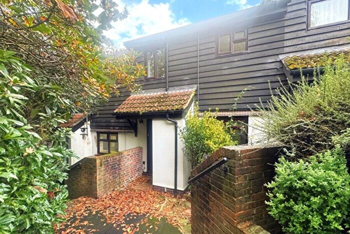 2 Bedroom Terraced House To Rent In St Johns, Woking, GU21