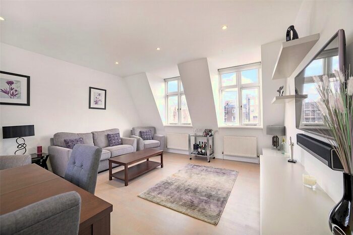 2 Bedroom Flat To Rent In Northington Street, London, WC1N