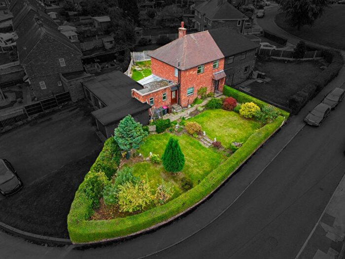 3 Bedroom Semi-Detached House For Sale In Pear Tree Avenue, Bramley, Rotherham, S66