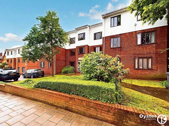1 Bedroom Flat To Rent In Station Road, Coleridge Court, EN5