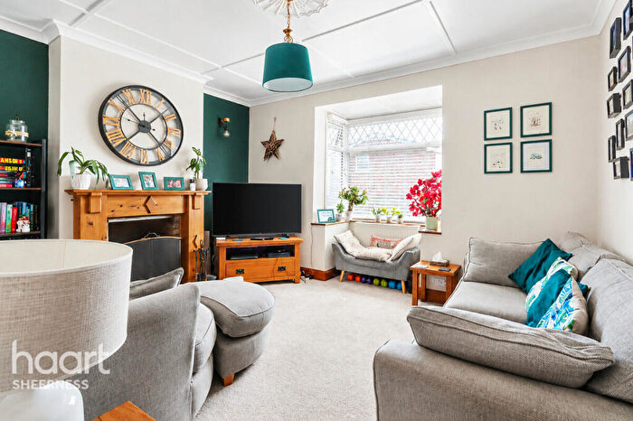 3 Bedroom Semi Detached House For Sale In Falcon Gardens, Sheerness, ME12
