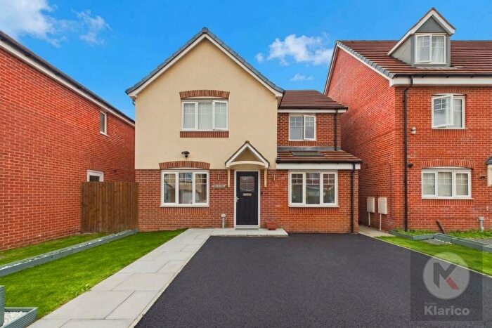 4 Bedroom Detached House For Sale In Eaton Road, Birmingham, B11