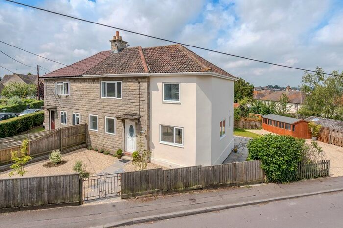 4 Bedroom Semi-Detached House To Rent In Pool Gastons Road, Malmesbury SN16