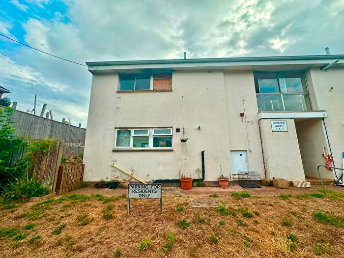 1 Bedroom Flat For Sale In Flat A, Royston Court, Hospital Lane, Whipton, Exeter, EX1