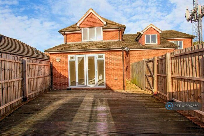 3 Bedroom Detached House To Rent In Normandy Close, Burton Latimer, Kettering, NN15