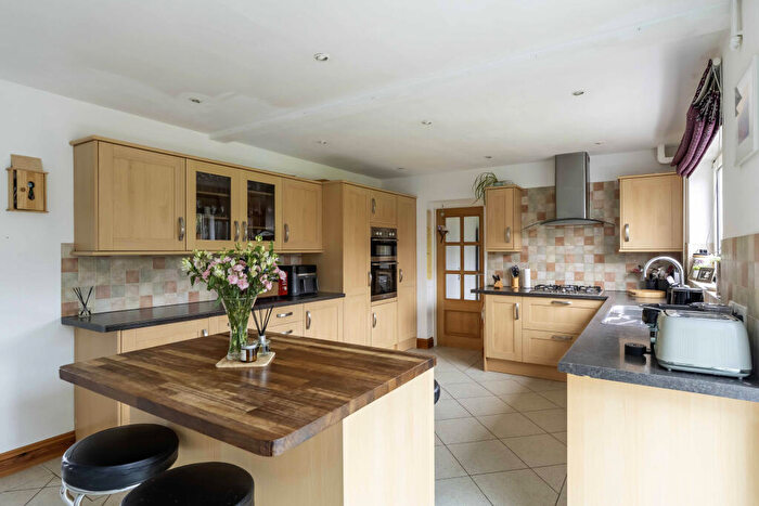 5 Bedroom Detached House For Sale In Oak Road, Winscombe, BS25