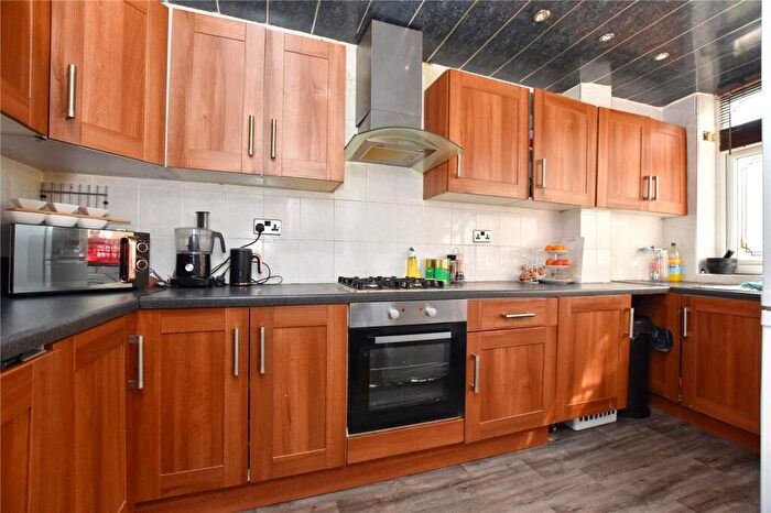 3 Bedroom Terraced House For Sale In Manchester Road, Heywood, Greater Manchester, OL10