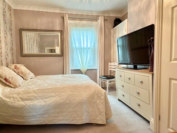 2 Bedroom Cottage For Sale In Gravel Walk, Tewkesbury, GL20