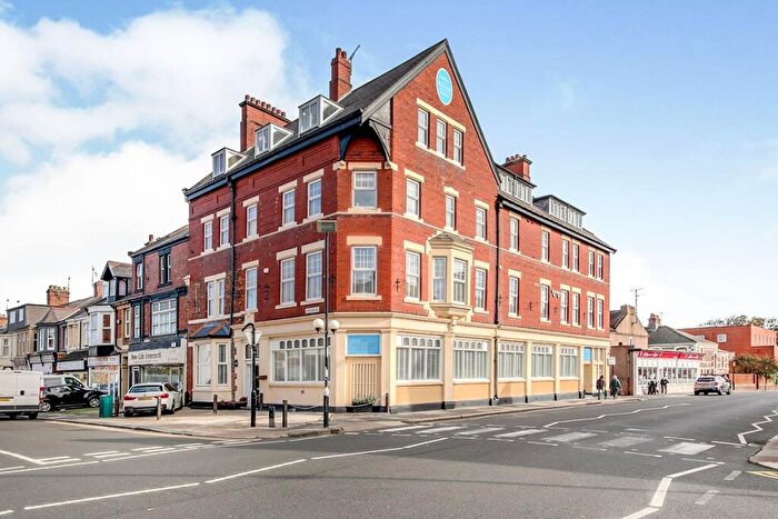 2 Bedroom Flat To Rent In Whitley Road, Whitley Bay, Tyne And Wear, NE26