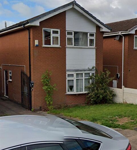 3 Bedroom Detached House To Rent In Bayston Avenue, Wolverhampton, WV3