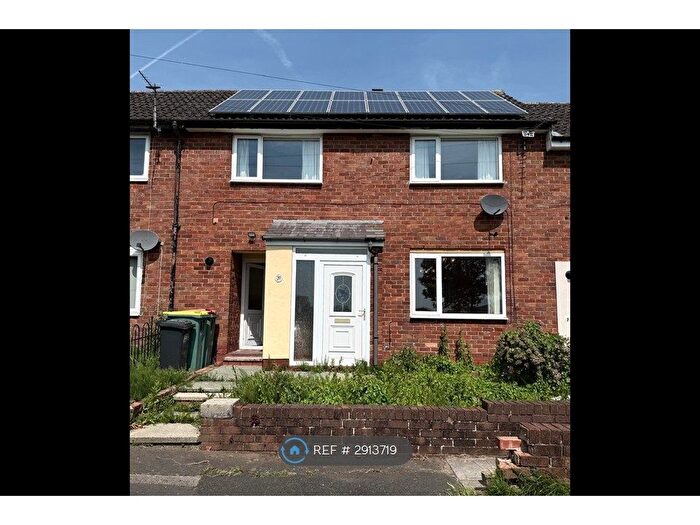 2 Bedroom Terraced House To Rent In Crosby Place, Preston, PR2