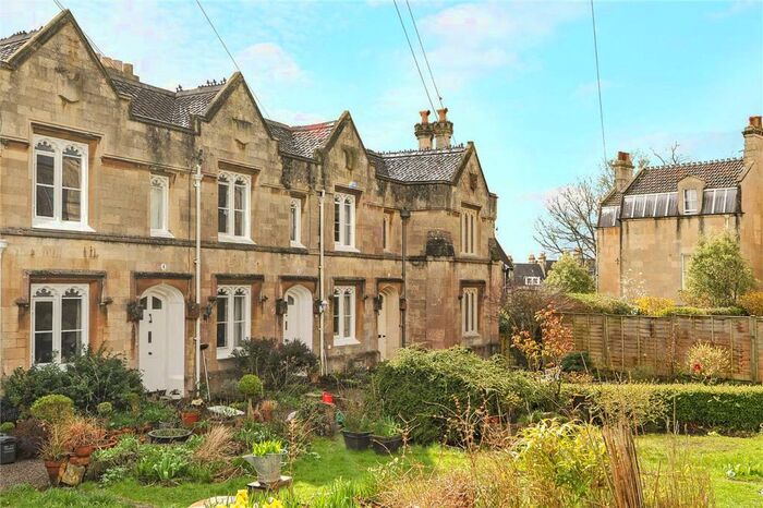 2 Bedroom End Of Terrace House To Rent In St. Stephens Place, Bath, Somerset, BA1