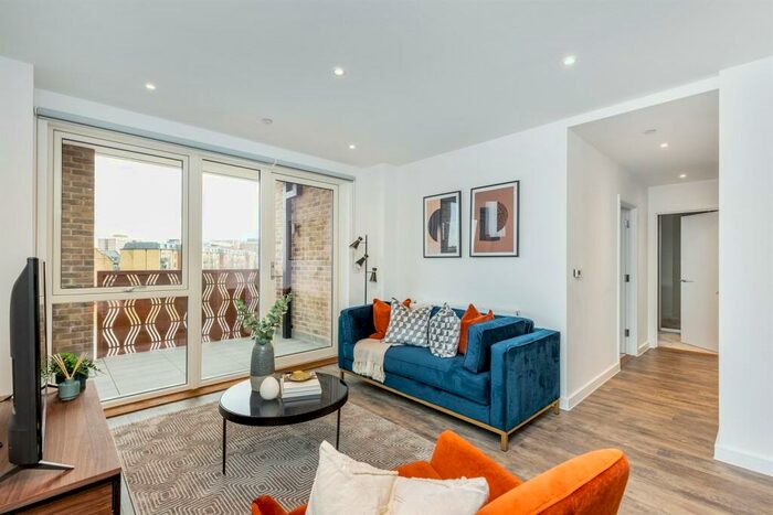 2 Bedroom Apartment To Rent In The Halcyon, Drydock Square, IG11