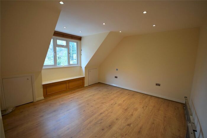 1 Bedroom Property To Rent In Finchampstead Road, Finchampstead, Wokingham, Berkshire, RG40