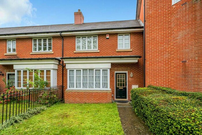 3 Bedroom Terraced House To Rent In Chambers Walk, Harrow, Stanmore, HA7