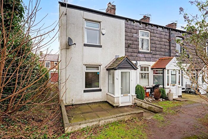 2 Bedroom End Of Terrace House To Rent In Faith Street, Bolton, BL1