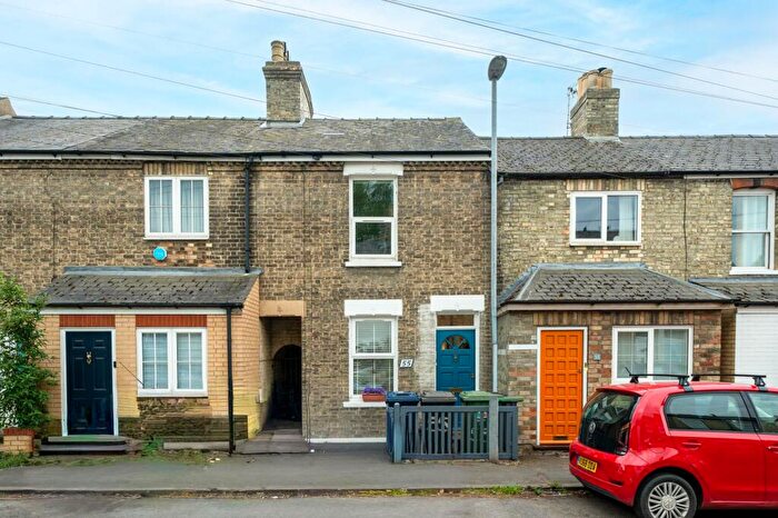 2 Bedroom Terraced House For Sale In Brookfields, Cambridge, CB1