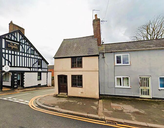 1 Bedroom End Terrace House For Sale In High Street, Mold, CH7