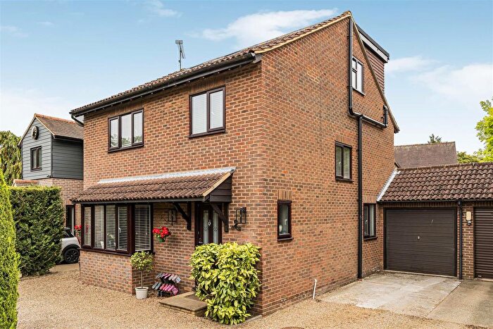 5 Bedroom Detached House For Sale In Harlings, Hertford Heath, SG13