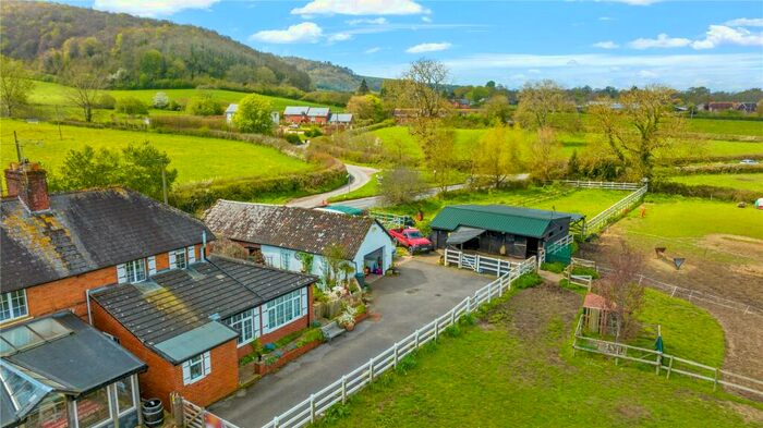 4 Bedroom Semi-Detached House For Sale In Shillingstone, Blandford Forum, Dorset, DT11