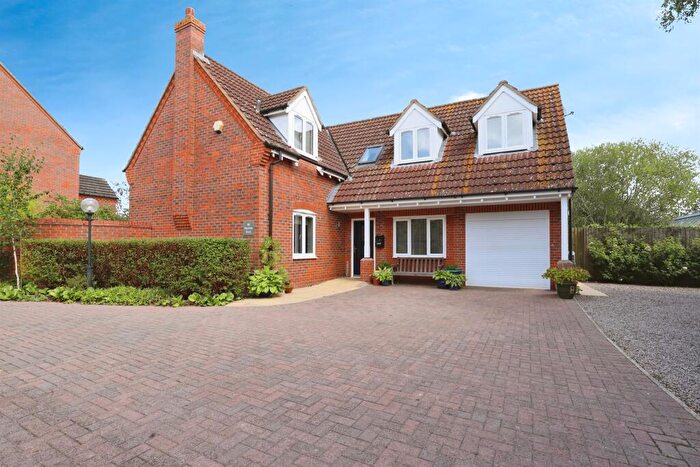 4 Bedroom Detached House For Sale In Haywain Drive, Deeping St. Nicholas, Spalding, PE11