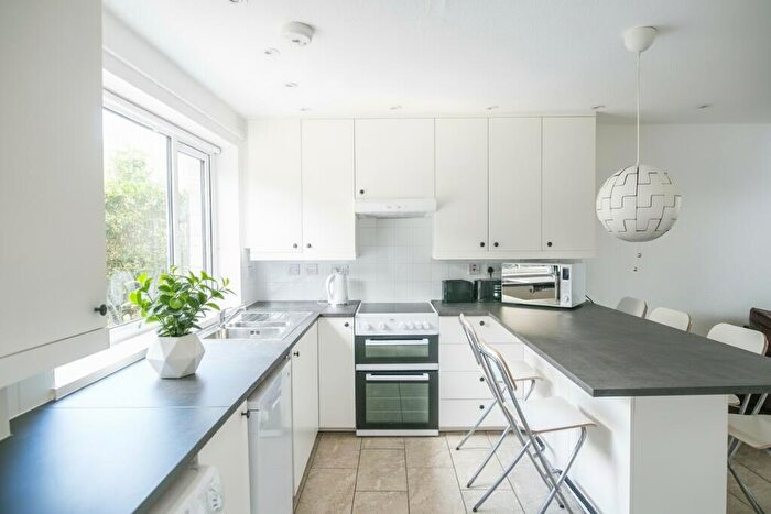 1 Bedroom House To Rent In Leahurst Crescent, Harborne, West Midlands, B17