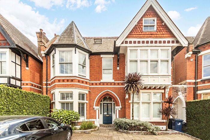 1 Bedroom Flat To Rent In Gordon Road, London, W5