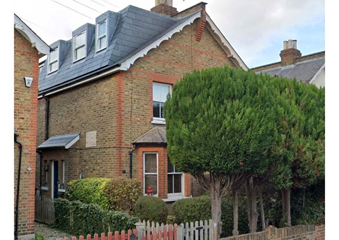 4 Bedroom Semi-Detached House For Sale In Egmont Road, Surbiton, KT6