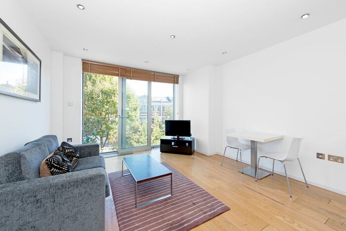 1 Bedroom Flat To Rent In Maltings Place, Tower Bridge Road, London, SE1