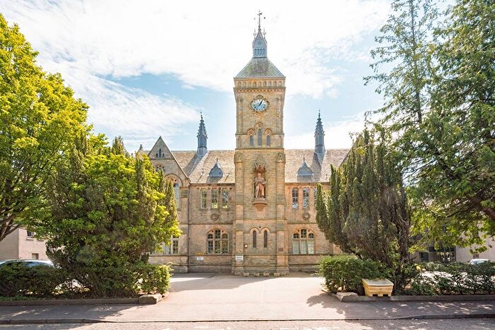 2 Bedroom Flat For Sale In Knox Court, Knox Place, Haddington, EH41