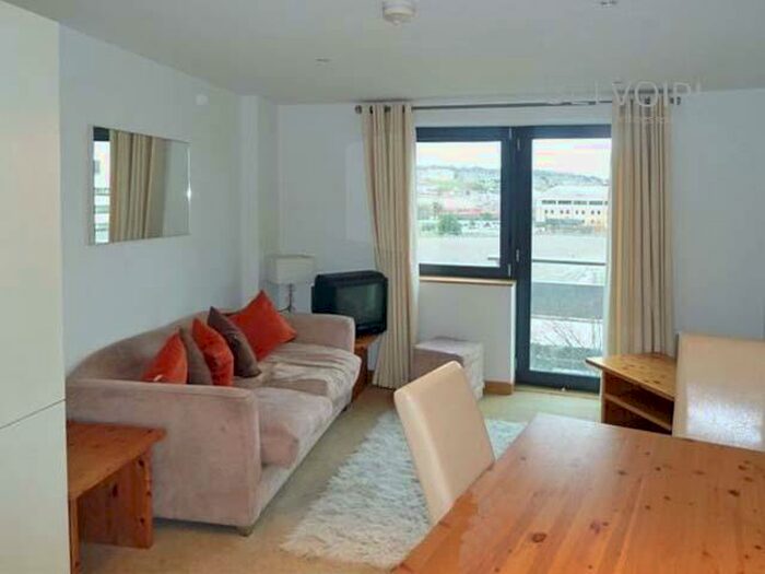 1 Bedroom Flat To Rent In Salts Mill Road, Shipley, Bradford, BD17