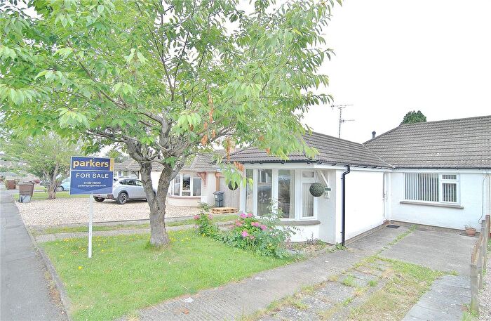 3 Bedroom Bungalow For Sale In Stringers Drive, Stroud, Gloucestershire, GL5
