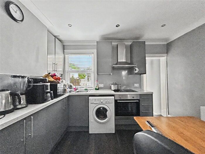 3 Bedroom Terraced House For Sale In Gardiner Street, Gillingham, Kent, ME7