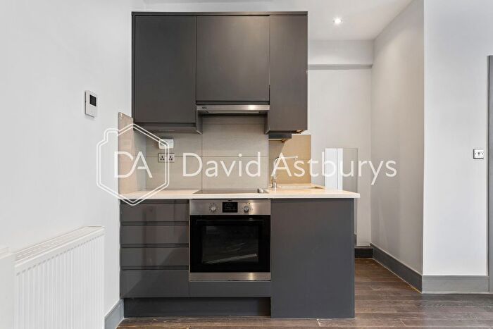 Studio To Rent In Devonport Road, Shepherds Bush, London, W12