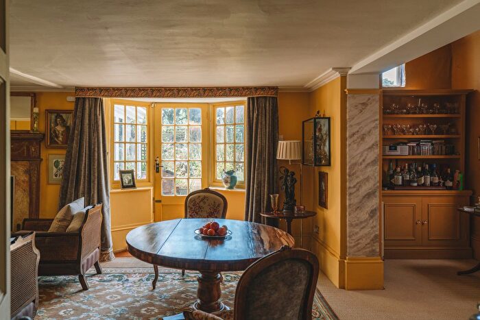 6 Bedroom Detached House For Sale In Brewery Farmhouse, Deal, Kent, CT14