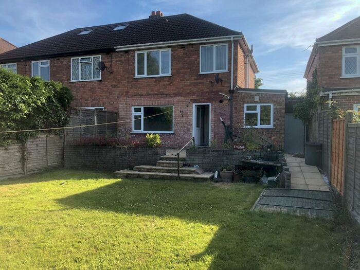 3 Bedroom Semi-Detached House To Rent In Aldridge Road, Streetly, Sutton Coldfield, B74