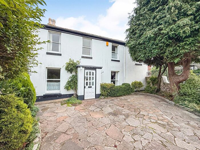 3 Bedroom End Terrace House For Sale In Fore Street, Shaldon, TQ14