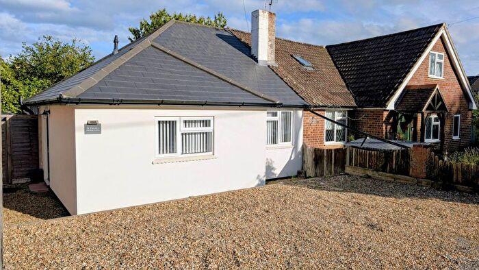 2 Bedroom Semi-Detached Bungalow For Sale In Somerset Avenue, Bordon, Hampshire, GU35