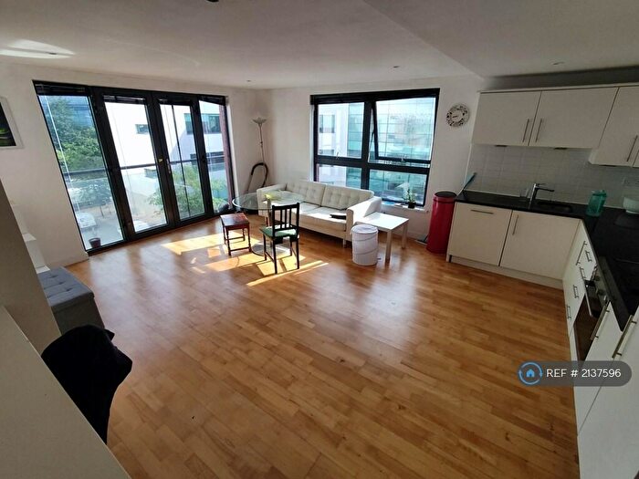 2 Bedroom Flat To Rent In Colton Square, Leicester, LE1