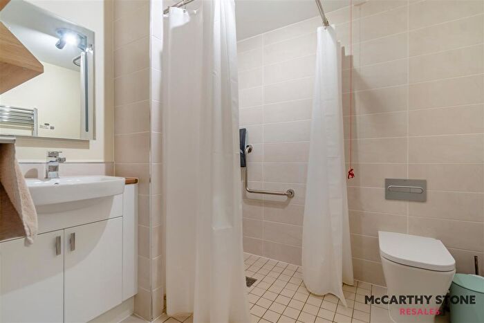 1 Bedroom Flat For Sale In Filey Road, Scarborough, YO11