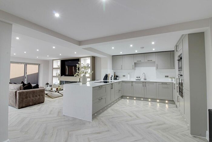 4 Bedroom Detached House For Sale In Village Streets, Frognall, PE6