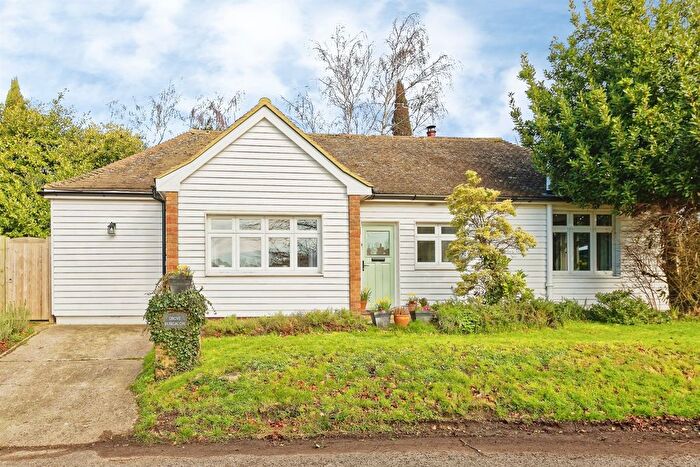 3 Bedroom Detached Bungalow For Sale In Grove Road, Selling, Faversham, ME13