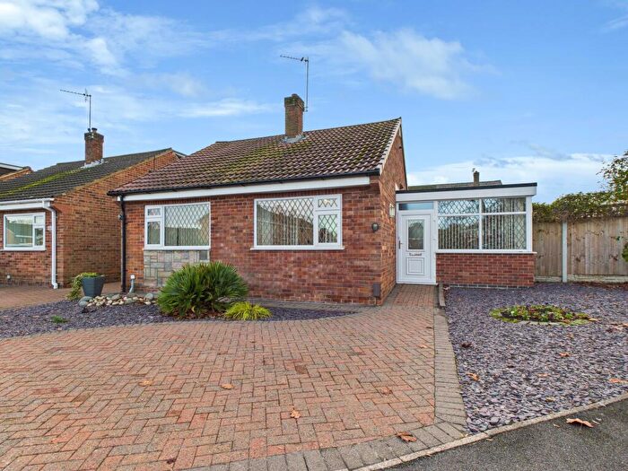 3 Bedroom Detached Bungalow For Sale In Arran Close, Sinfin, DE24