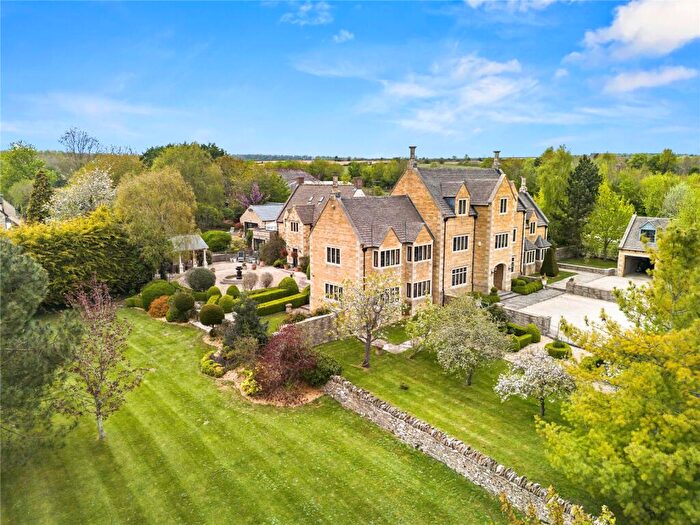 7 Bedroom Detached House For Sale In Chipping Norton Road, Chadlington, Chipping Norton, Oxfordshire, OX7