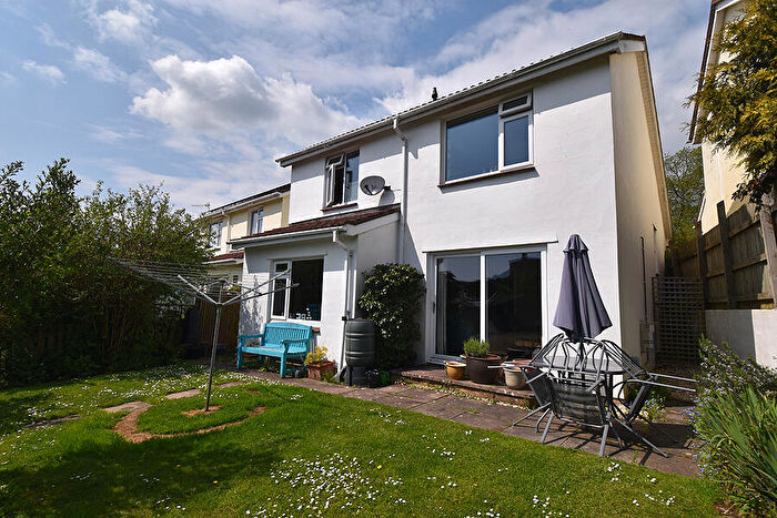 3 Bedroom Detached House For Sale In Wrefords Close, Exeter, EX4