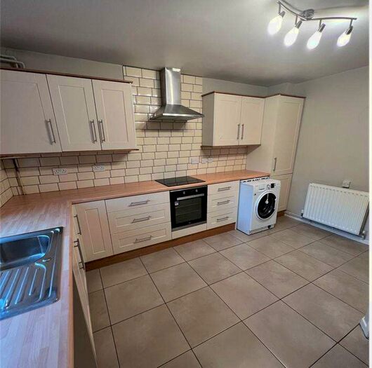 3 Bedroom Semi-Detached House To Rent In Goddards Close, Cranbrook, TN17