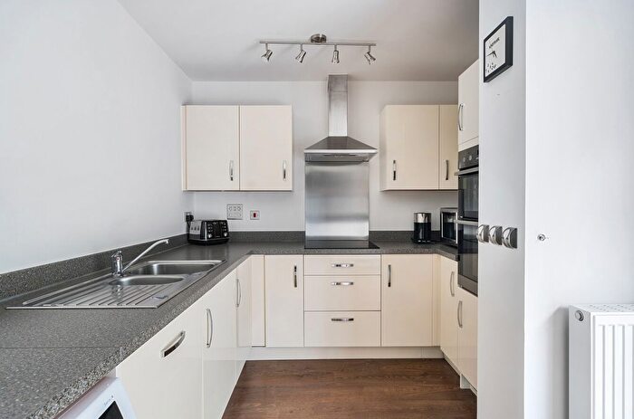 4 Bedroom Detached House For Sale In Gascon Close, Ogwell, Newton Abbot, TQ12